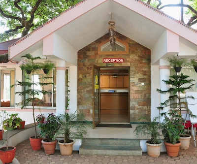Bharat Hotel